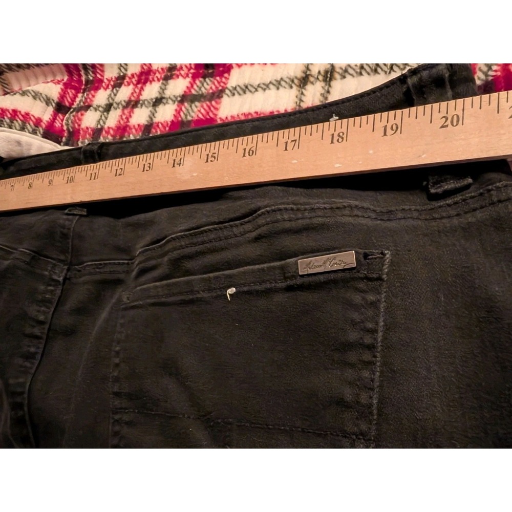 Melissa McCarthy Seven 7 Slim System Short Women Black Denim Stud Moto-22W - Picture 10 of 10